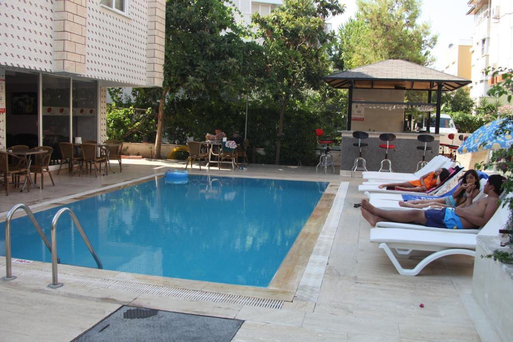 Otel Guenduez Antalya Exterior photo